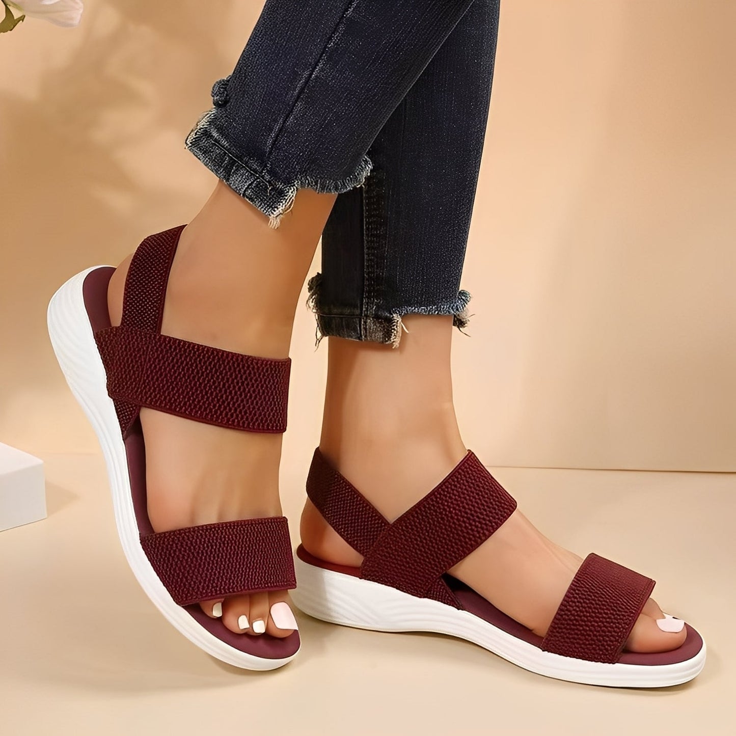 Jessika - Neformální ploché sandály z Flyknit pro dámy