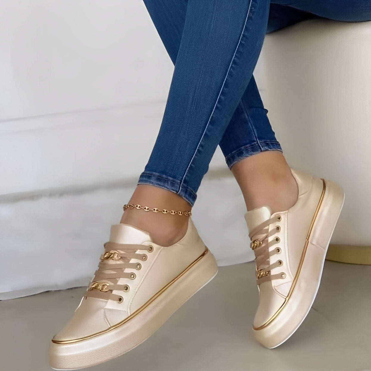 Deziree - Stylové platformové boty s řetězy pro dámy