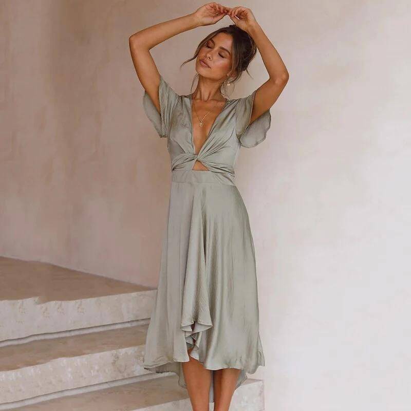 Sassy – Tekuté Vintage Šaty