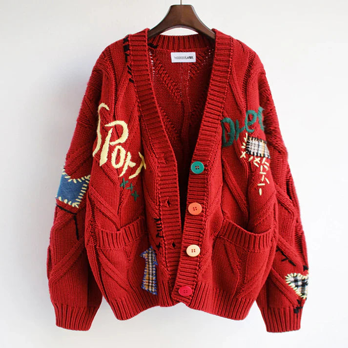 Pirena - Elegantní Pletený Cardigan s Jedinečnými Detaily v Patchworku