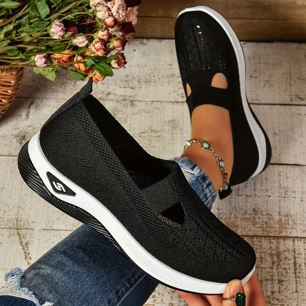 Phebe – Pohodlné Slip-Ons