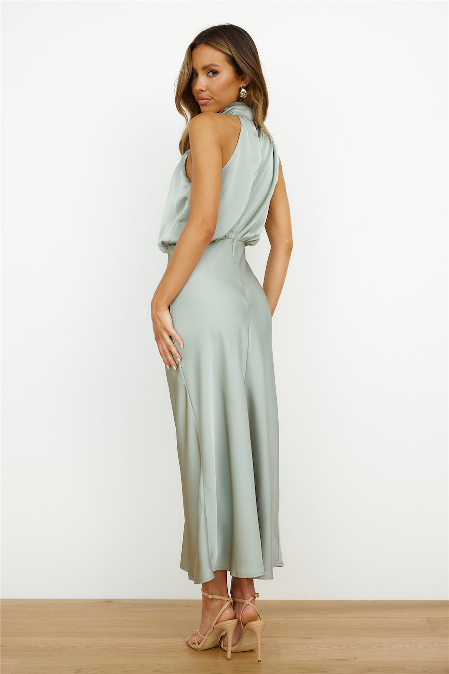 Elianna – Elegantní midi šaty s asymetrickým výstřihem