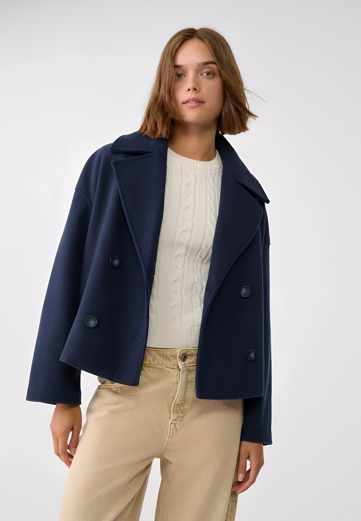 Claire – Krátká Elegantní Dvouradá Bunda