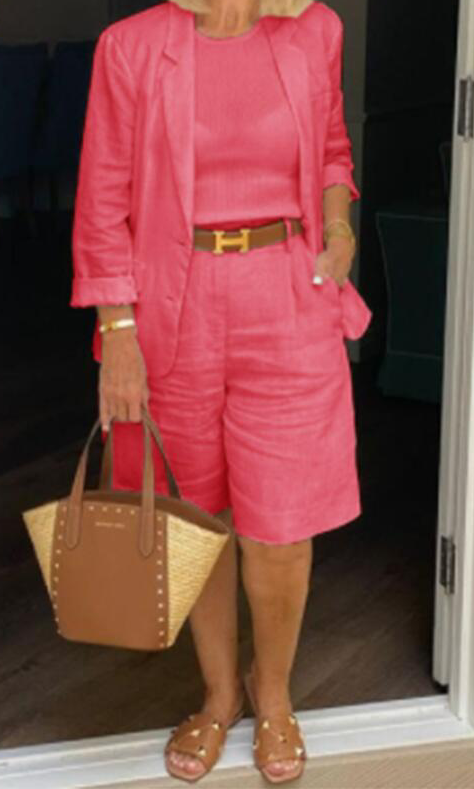 Caroline - Lněná souprava v ležérní eleganci
