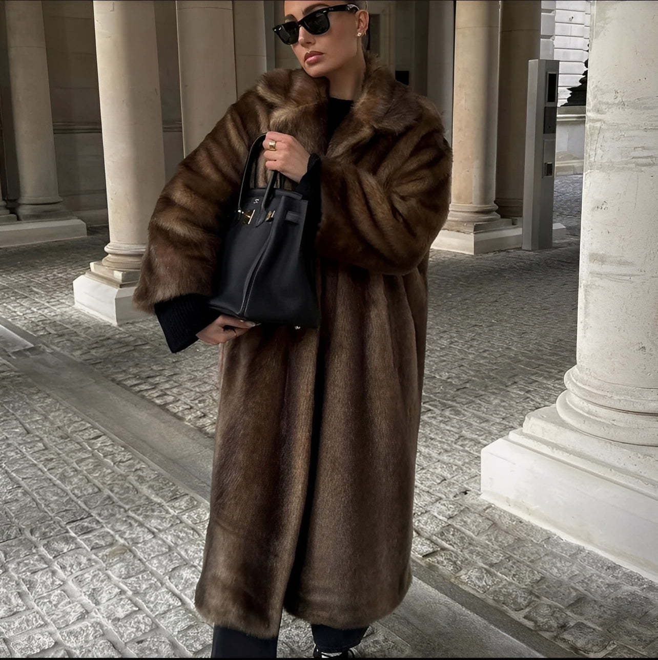 Carmella - Elegantní dlouhý umělý kožešinový kabát pro ženy