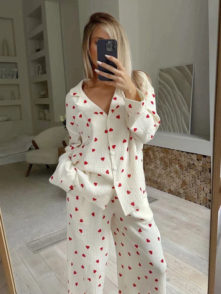 Lola – Elegantní pyžamo s motivy srdce