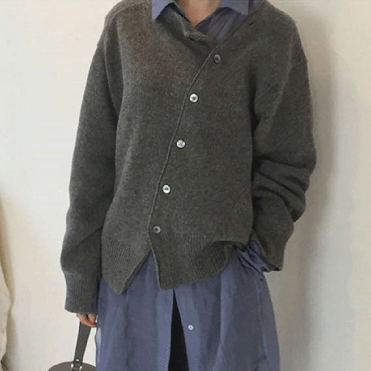 Erica - Bunda v moderním stylu s knoflíkovými detaily