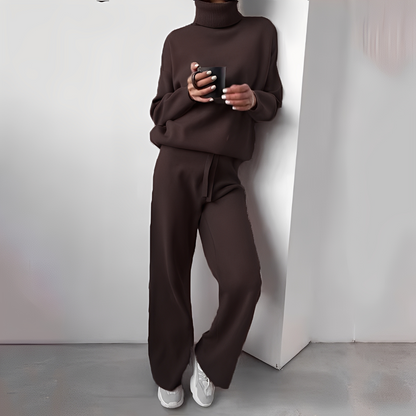 Kimberlee - Jednoduchá sada s vysokým límcem pro ženy