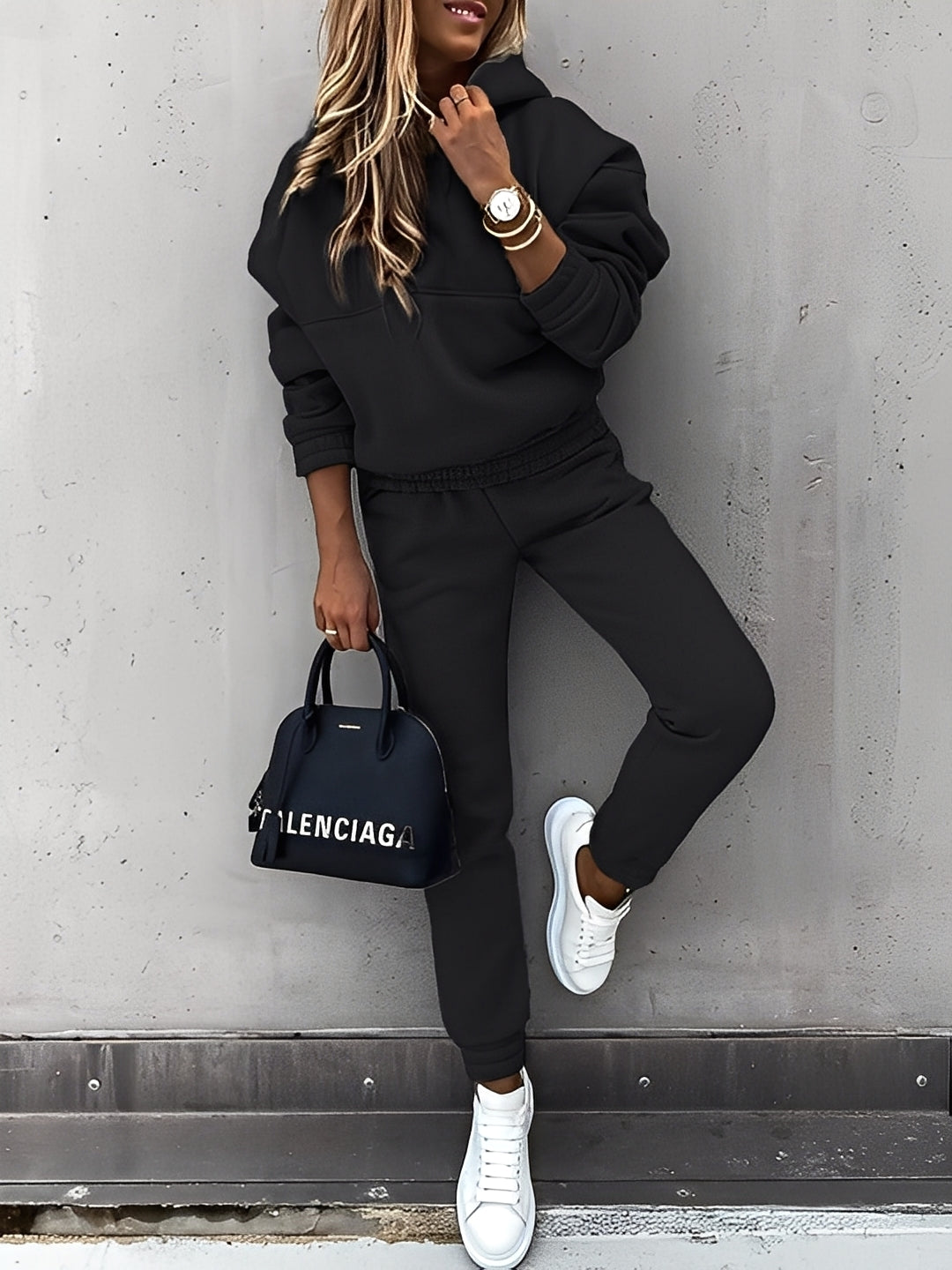 Dianna - Stylová tepláková souprava s kapucí pro ženy