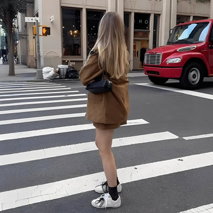 Ashlea - Elegantní sako s reversem a sukní pro dámy