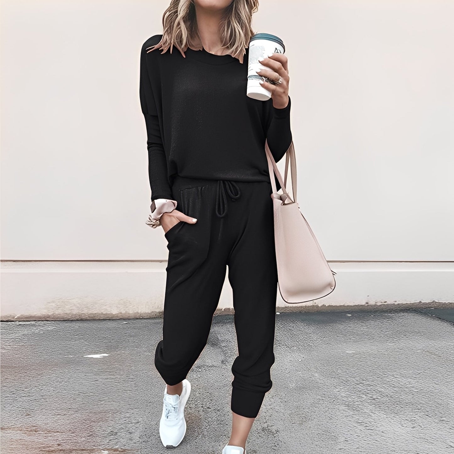Danielle - Ležérní, volný tréninkový oblek pro ženy