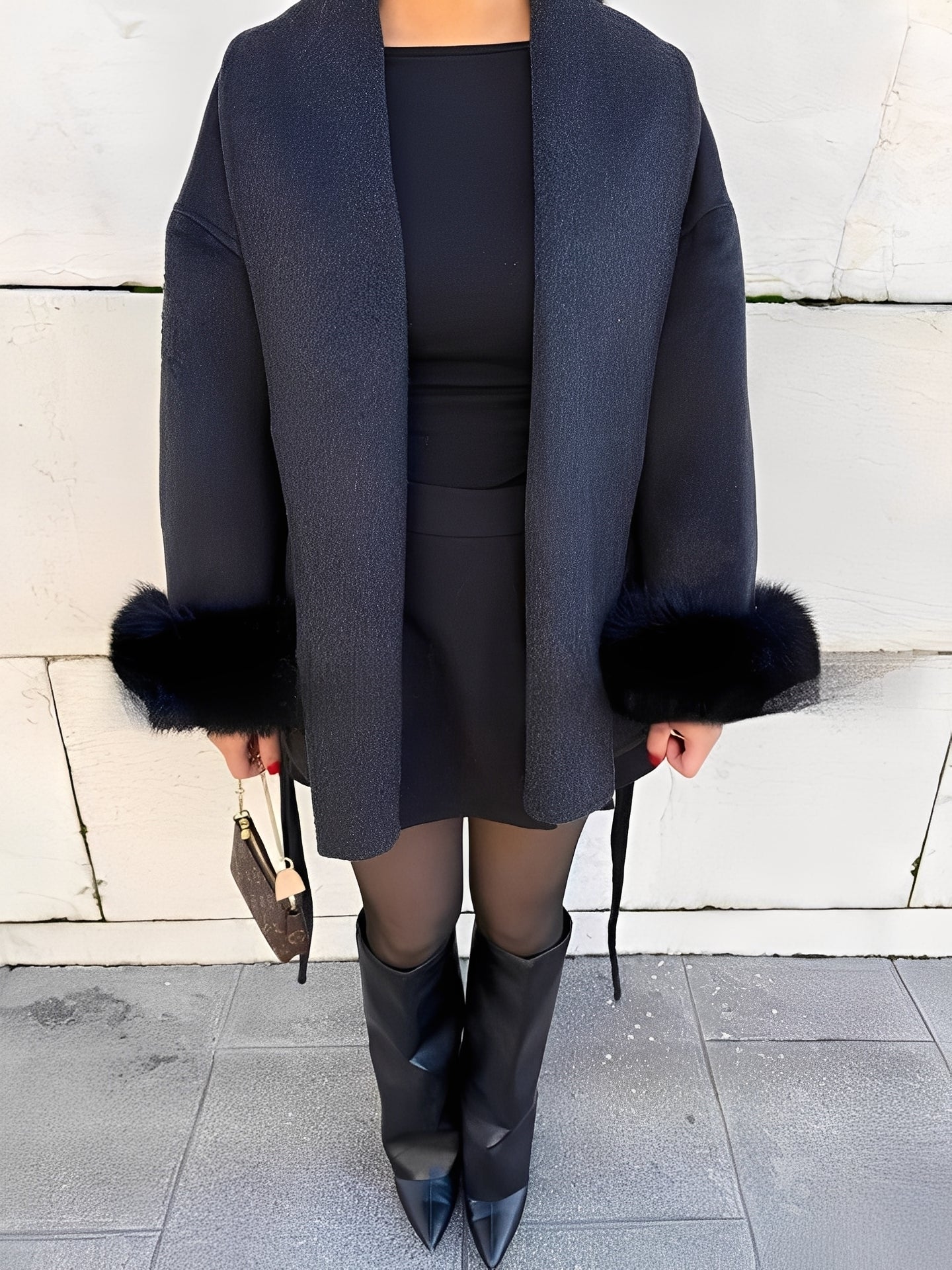 Armani - Elegantní, stylový, s kožešinou, dlouhý kabát pro dámy