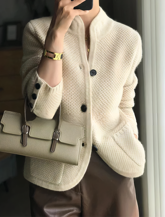 Carissa - elegantní kašmírový cardigan s knoflíkovou légou pro dámy