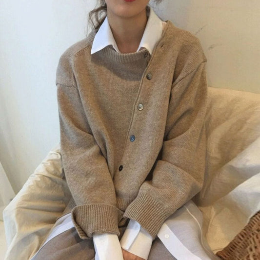 Erica - Bunda v moderním stylu s knoflíkovými detaily