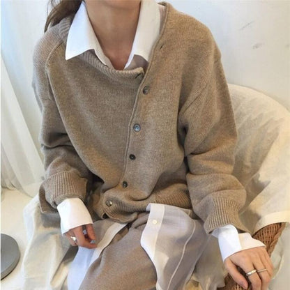 Erica - Bunda v moderním stylu s knoflíkovými detaily